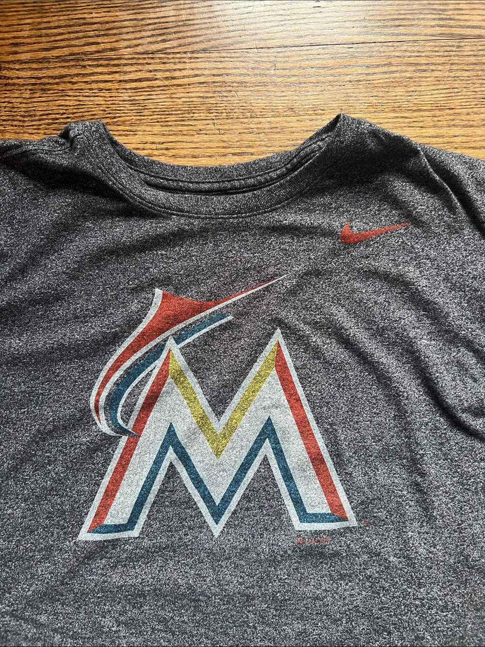 Nike Heather Gray Miami Marlins Short-Sleeve Tee with Multicolor Logo - Picture 2 of 3